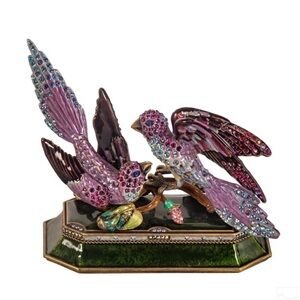 Rare Intricate Jay Strongwater Lovebirds Cover Lidded Trinket Box 
NEW WITH TAGS